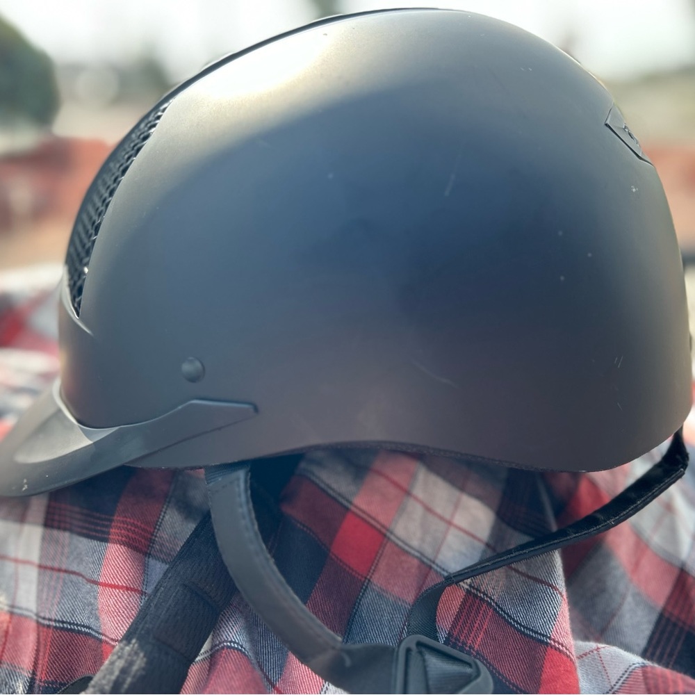 tuff rider equestrian starter helmet S 50-53